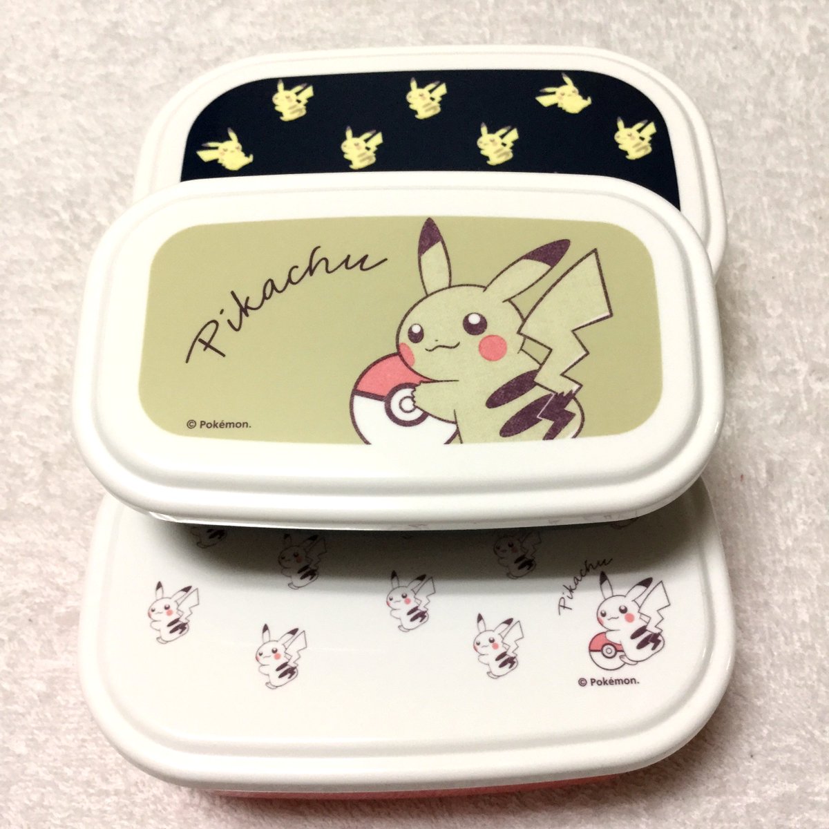 紫野 今日 ポケモンセンターで買ってきたもの Idカードケース Pokemon Go レイドパス 新作 オンラインではすぐに売り切れてたから買えて良かった 昨日私が壊したお弁当箱の代わりに ピカチュウ