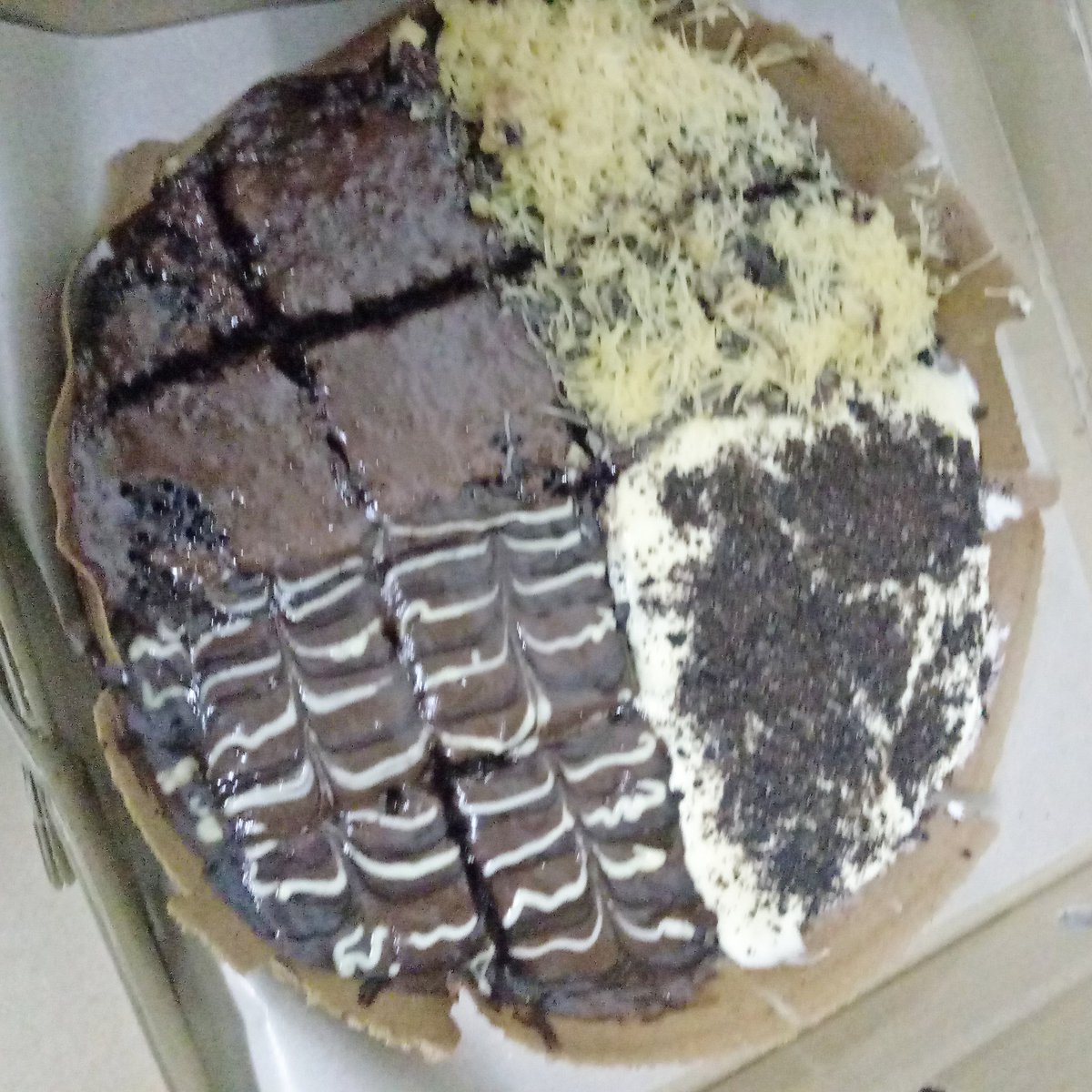 Bila kita moody makan la pancake @ahmadlimblackpancake 😆
Jangan tiru aksi ini jika anda sedang diet 
#sedap #ahmadlimblackpancake