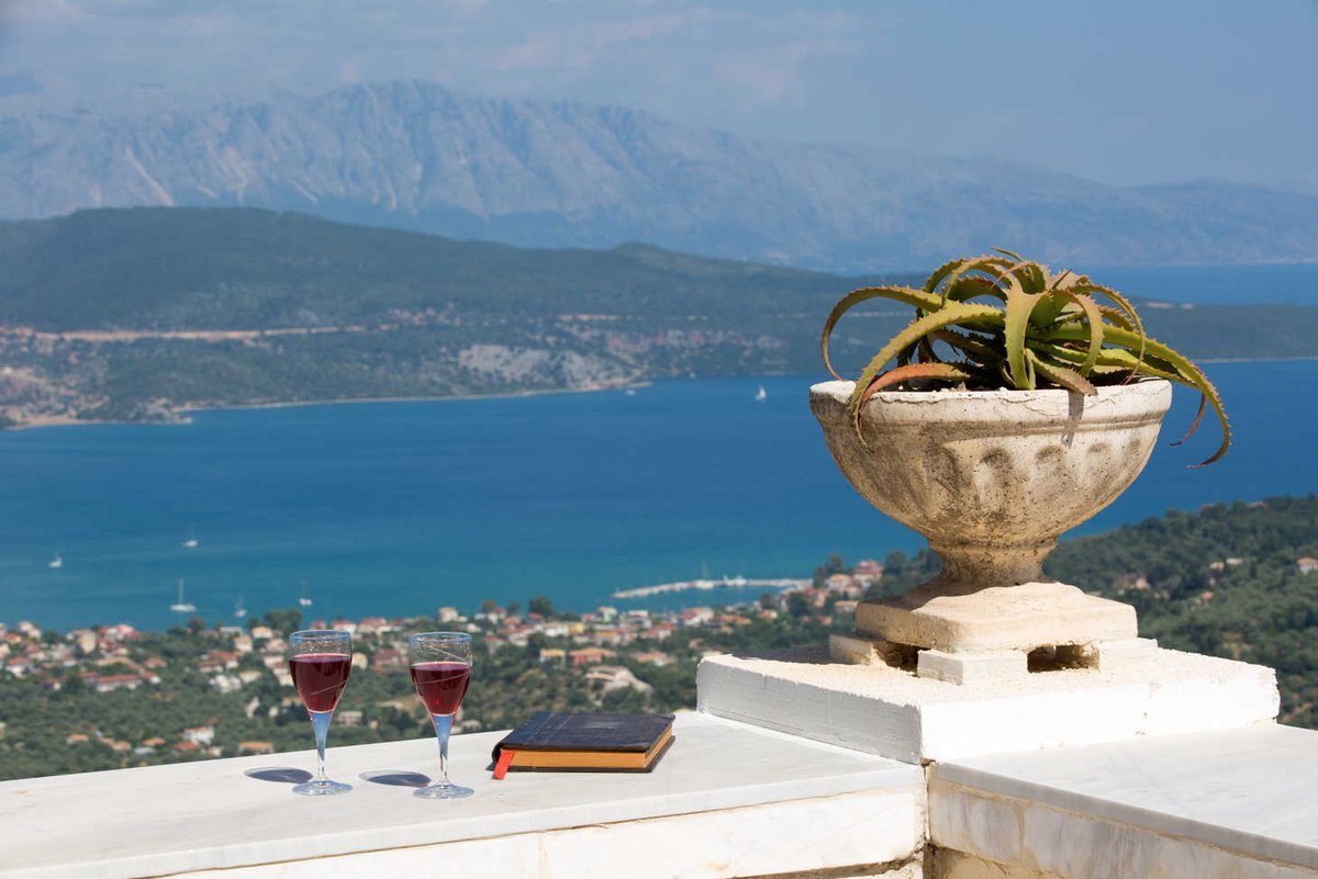 LefkadaHoliday's tweet photo. Book now and have a chance to stay in a luxury traditional villa where the famous Serbian band Tropico stayed, and earn a 10% early booking discount. Check it out:
.
https://t.co/OY6S991k0l
.
#lefkada #summer2020 #earlybooking #traditional #discount #haveachance #booknow https://t.co/O2Px6o4hsH