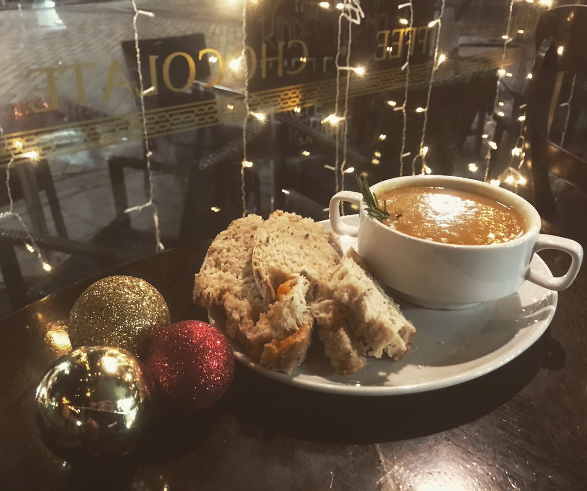 4 Days To Go.....     🎅🏽🎄

....and in the build up to the most magical day of the year, our HOMEMADE soup will taste of all things delicious and Christmassy.
Drop by today for Creamy Butternut Squash, Stuffing, Stilton and Roast Vegetable Soup... 🍵❤️