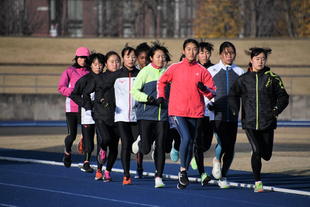 O Xrhsths 朝日新聞仙台総局 Sto Twitter 全国高校駅伝 女子のオーダーも発表されました 仙台育英 1区小海遥 2区 米澤奈々香 3区清水萌 4区山中菜摘 5区木村梨七 全学年からバランスよく起用 アンカーを務めるエースで主将の 木村梨七 さんは 優勝 O Xrhsths 朝日新聞仙台総局 Sto Twitter 全国高校駅伝 女子のオーダーも発表されました 仙台育英 1区小海遥 2区 米澤奈々香 3区清水萌 4区山中菜摘 5区木村梨七 全学年からバランスよく起用 アンカーを務めるエースで主将の 木村梨七 さんは 優勝