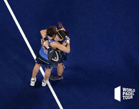 pattytxu's tweet photo. Gracias por un año lleno de aprendizaje @eliamatri 
Volveremos en 2020 con la ilusión intacta de seguir mejorando. 
Gracias a todos los que nos ayudáis a seguir creciendo 💙🙏 https://t.co/bvA8Owe5n9