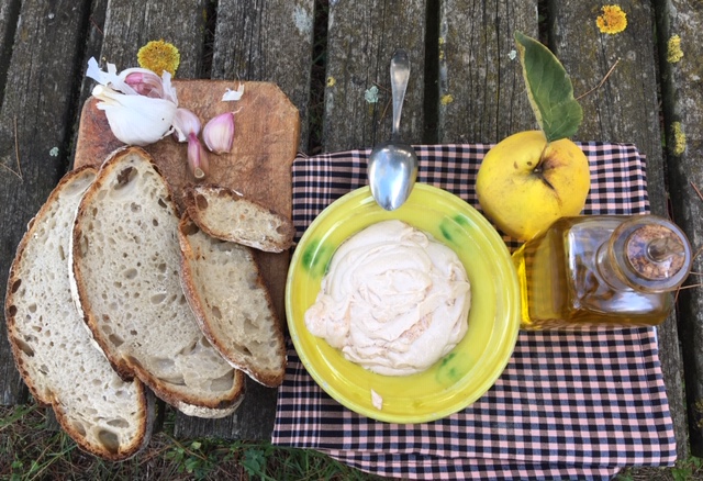 CincCuina's tweet image. els últims #codonys d'aquesta tardor.
#alliolidecodony #Advent 
Quedarà el #codonyat que podem gaudir fins al propers #panellets #cydonia #cuinacinc