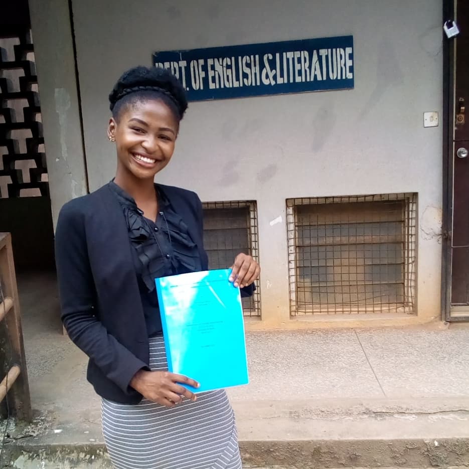 Da_QueenVee's tweet photo. I came, I saw and I conquered...
Project Defense done, sealed and delivered!
.
It's official people... Baby girl issa graduate!!😀
.
#officialgraduate #unibengraduate https://t.co/2U5QKDfXZQ