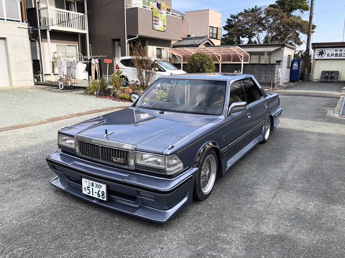 Y30セドリックグロリア フェンダートリム|車・バイク・自転車 Y30セドリックグロリア フェンダートリム|車・バイク・自転車