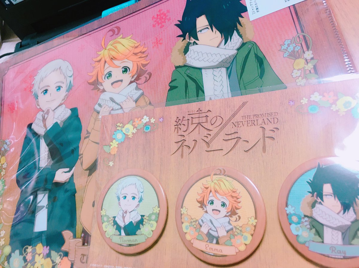 これ(アクスタ)どこでもノマエマデートさせられる!!(?)すごい 