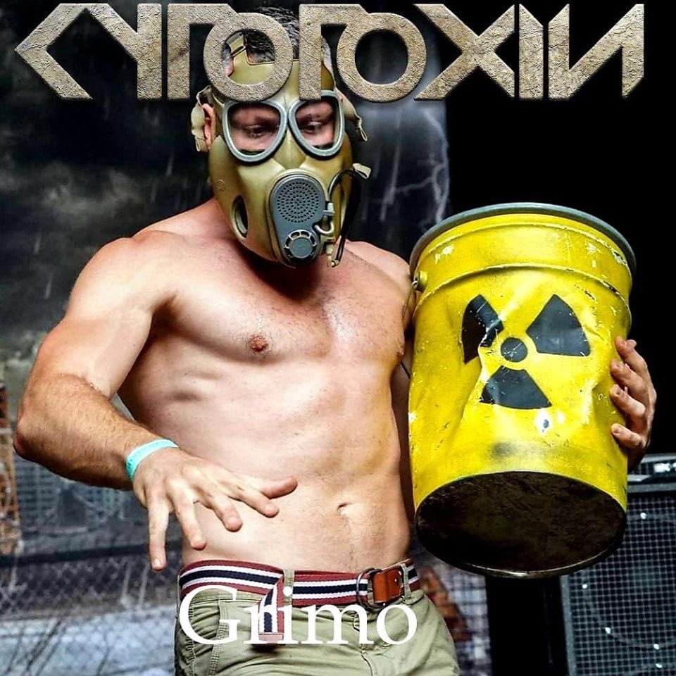 3rd guest-vocalist !!! Here is the 3rd and last amazing singer we have the luck to have on "Obscene Repressed"!! Our brother Sebastian Grimo Grihm from Cytotoxin ! 😍😍😍 it's such a pleasure to have him growling on "The Starving Beast"! Thank you so much, Grimo ! ❤
