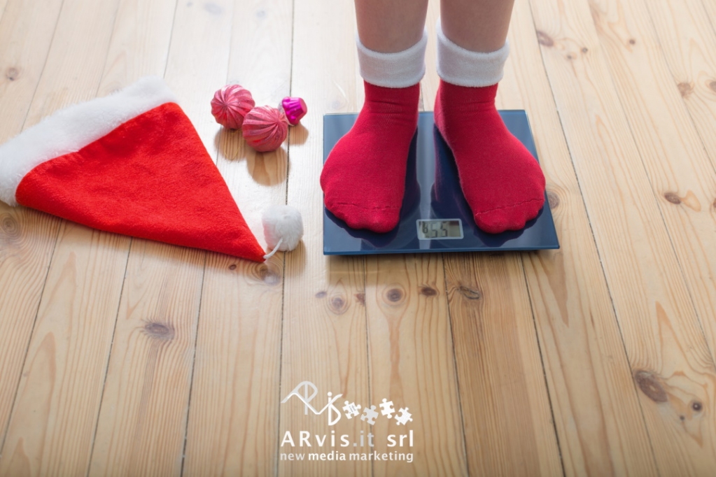 arvis_srl's tweet photo. “Non importa cosa trovi sotto l’albero, ma chi trovi intorno” (Stephen Littleword)
Natale è il momento dell’anno, dove puoi vedere il vero miracolo:  recuperare i chili persi durante la dieta,  in un giorno solo!
#arvispuntoit #arvisfun https://t.co/VuvZpTTnxm