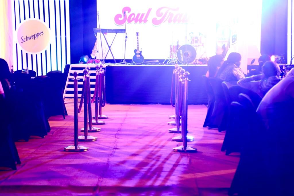 SoultrainOldies's tweet photo. We added this 😉 experiential to conversation 🤝 @kadankeUganda
#SoultrainOldiesExperience
#PilsnerTheKingsBeer
#SchweppesUg https://t.co/j7VQdlqFa8
