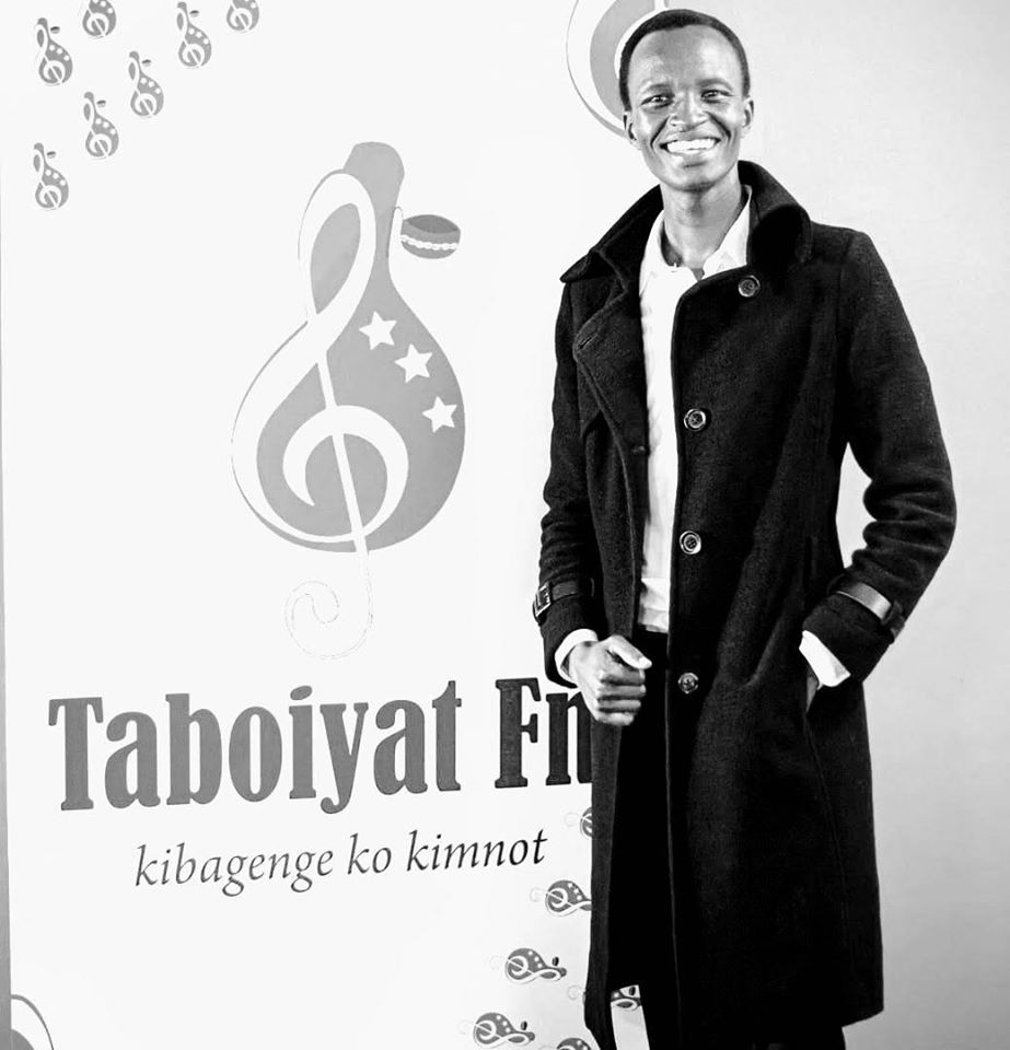 TaboiyatFm's tweet photo. Taboiyat Kwasa Kwasa is on
Unee panganutikab kirismas?
#Rhumba_Sato
#Xmas_edition
#TaboiyatKwasaKwasa
Big Boss @EmmasonEtabo https://t.co/T8S5WhHX1k