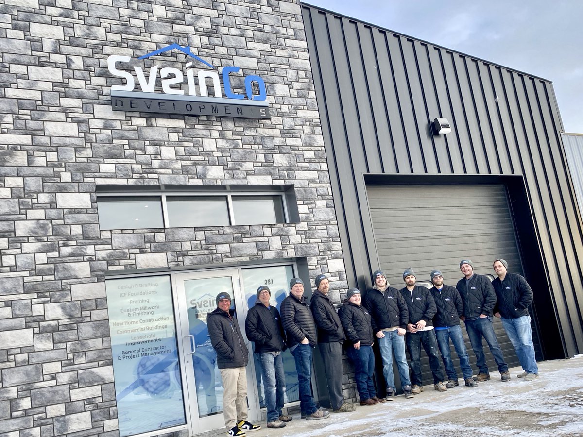 sveinco's tweet photo. Happy holidays from the SveinCo crew! 
May your Christmas season be filled with laughter and cheer and best wishes for the upcoming year!

#BuildRight #BuildSveinCo https://t.co/u6eAVRVZj2