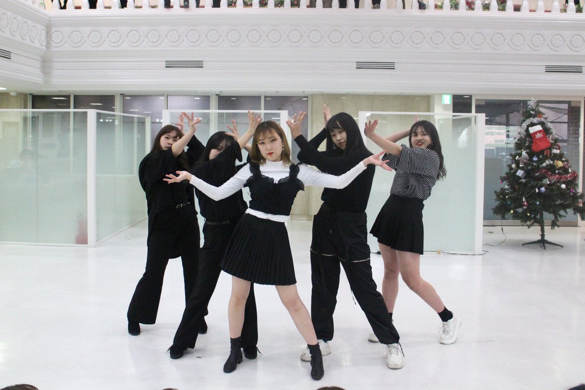 駿台観光 外語ビジネス専門学校 駿台学園祭19 ダンス大会優勝は 韓国語学科1年生mさんチーム おめでとう O カッコよかったし エンディングチューンのダンスは楽しかった O 駿台観光 外語ビジネス専門学校 駿台学園祭19 ダンス大会優勝は 韓国語学科1年生mさんチーム おめでとう O カッコよかったし エンディングチューンのダンスは楽しかった O