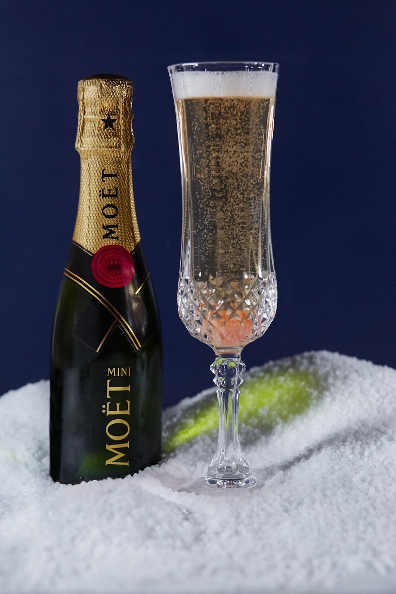 Fontaine's Bar tweet media