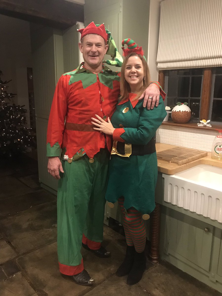 Wishing you all a very Merry Christmas from us at #silverbulletbar. We’ve had an amazing 2019 and want to thank all our customers and clients for their business. Looking forward to 2020! #mobilebar #airstreambar #weddingbar #festivalbar #weservewhateveryouwant #thisbarcomestoyou