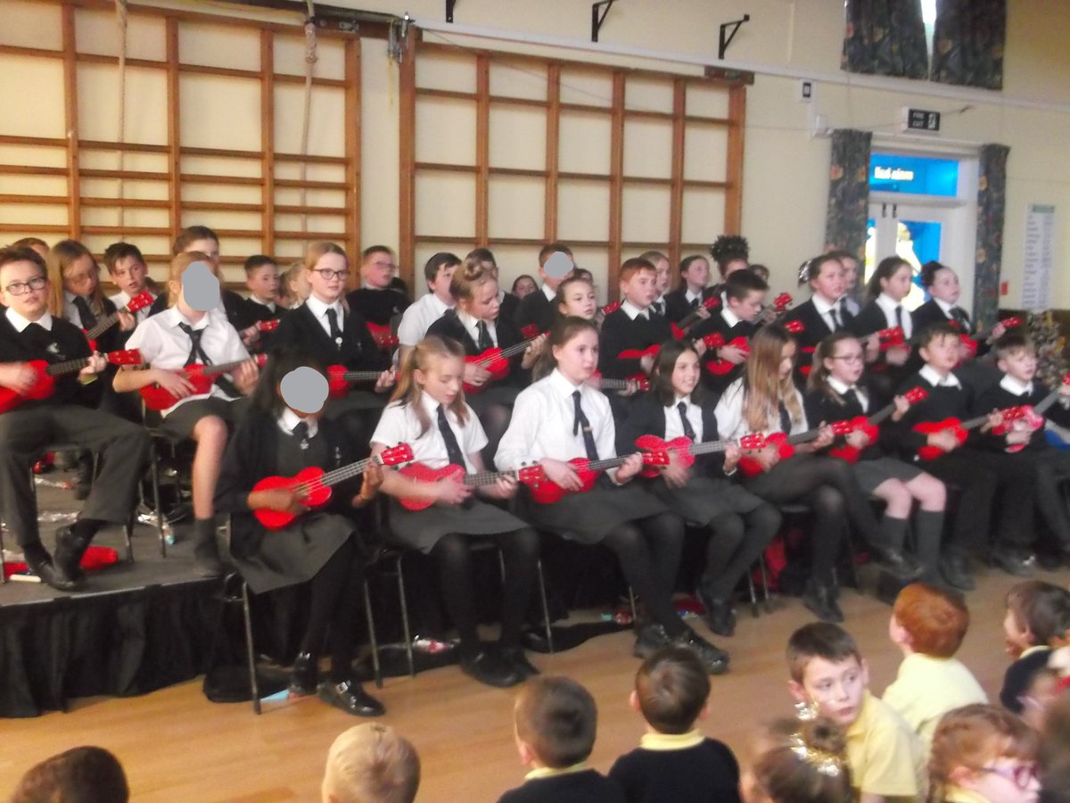 LancotSchool's tweet photo. This week Year 6 entertained Year 1 and 2 with their exciting ukulele performance. They showcased all of the different musical skills they have learnt this term! #christmas #music #creativecurriculum #amazingfun https://t.co/H6op67ZFV6