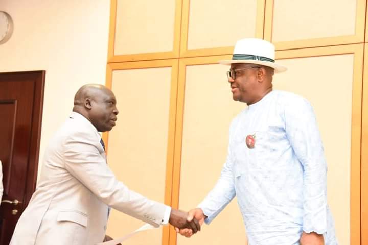 rvsg_ng's tweet photo. WHY WE INCREASED BUDGETARY ALLOCATION TO THE HEALTH SECTOR IN THE 2020 BUDGET 
https://t.co/IEJom8Vump

#rivers #riversstate #rvsg #HealthForAll https://t.co/iNQpxPvP43