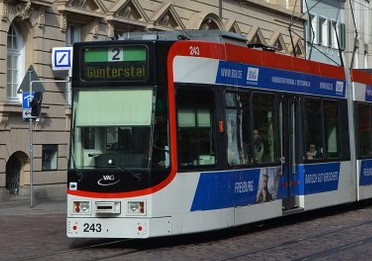 Seit Donnerstag den 19.12. steht in fast allen Straßenbahnen der <a href="/VAG_Freiburg/">Freiburger Verkehrs AG Aktuell</a> kostenloses #Wlan zur Verfügung, lediglich die acht ältesten Trams müssen ohne auskommen. vag-freiburg.de/aktuelles/meld…