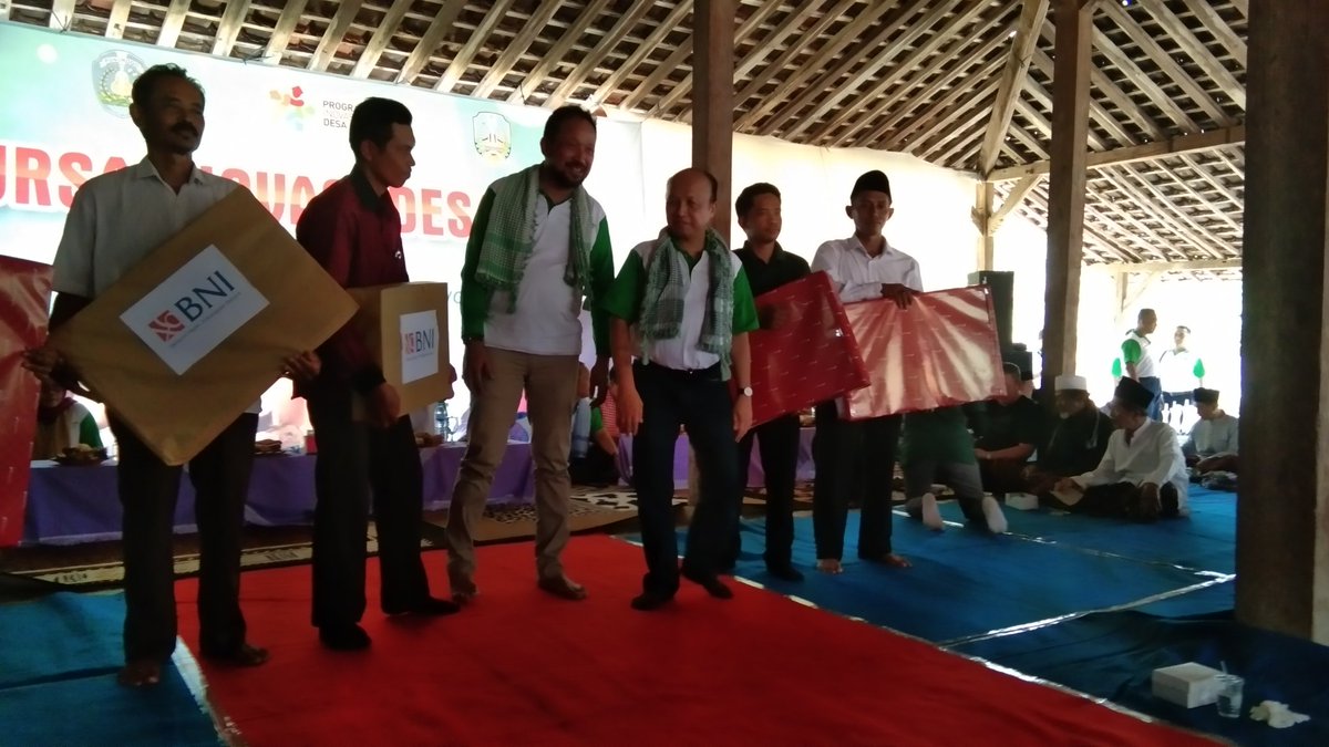 Endahdanny05's tweet photo. Terima kasih atas kunjungannya bapak Sekjen @anwsanusi di BID Cluster 4 Kab Ponorogo di Ds. Tegalsari Kec. Jetis
#bursainovasidesa2019
#TPPPonorogo
@jokowi
@halimiskandarnu 
@taufikmadjid71 
@fachrilabalado 
@AndryDewantoAh1 
@P3MDPONOROGO 
@kpw4jatim https://t.co/miGRnvxs1v