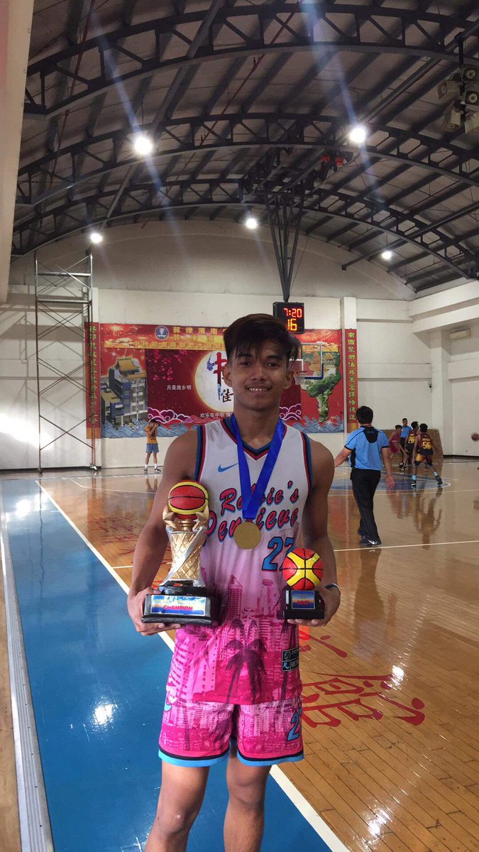 _anz3lmo's tweet photo. Thanks G! 💯🏀 https://t.co/GVyKBrG9SK