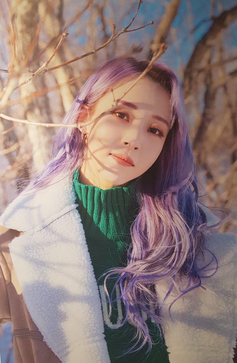 Moonbyul's  Birthday Photo Exhibition 
© to owner