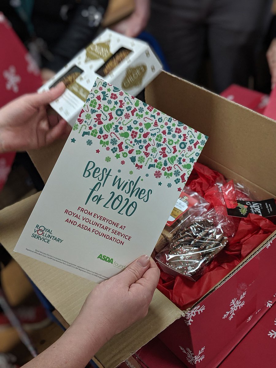 RoyalVolService's tweet photo. Our 10,000th Christmas hamper is set to be delivered this year! 🎁🎅 Funded by our generous friends at Asda Foundation @AsdaCommunity, we're thrilled to be delivering these hampers by hand to older people we support in hospitals, at home &amp; in the community. https://t.co/ISx2UyIQWN