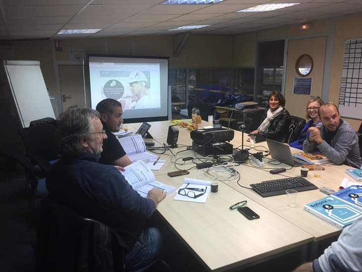 gabOff_Fr's tweet photo. |Formation Battapli|  
Nous tenons à remercier Peugeot Berbiguier pour cet excellent accueil pour les #TPE du Groupe de G.A.B 84 Vaucluse . Merci à Lucie pour son investissement à nos côtés ainsi qu'à tous les participants.1/2 https://t.co/cRZ9bIjaBP