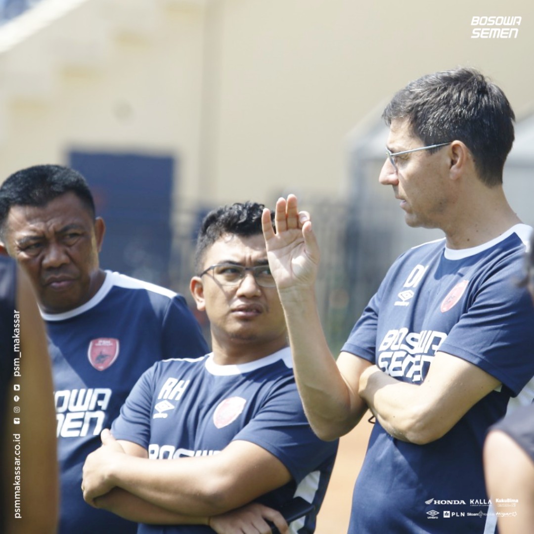 PSM_Makassar's tweet photo. Menjajal Jalak Harupat
#PSMarise #EwakoPSM https://t.co/2ovyUtzDFs