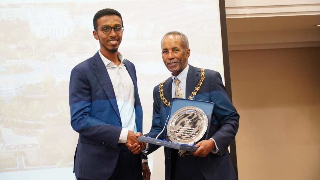 Hormuud's tweet photo. Hormuud Telecom is pleased to sponsor the 2019 Brit-Som Graduation Ceremony held in London. During the ceremony Hormuud Telecom received special recognition award for their outstanding contribution to improve education home and abroad.

#Hormuud
#BritSomGrad19 https://t.co/PQMLRFQdlj