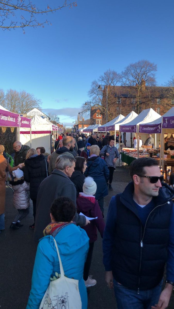 LarkLaneGuide's tweet photo. Lark Lane Farmers Market until 2pm https://t.co/ALdFy4v4xZ