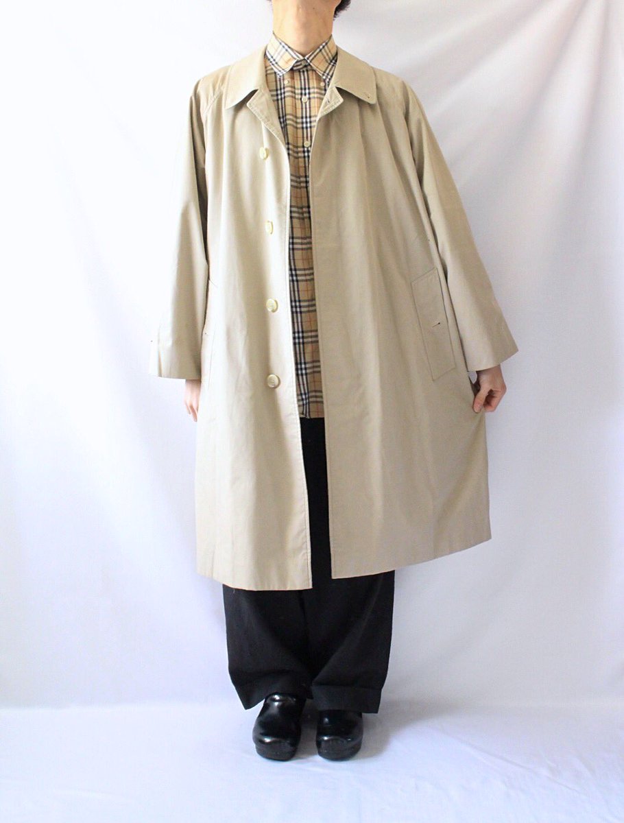 shiro_vintage's tweet photo. 古着屋 -shiro-

【  選べる古着プレゼント企画🎁  】

︎︎︎︎︎︎🔵  BURBERRYS coat BLACK or BEIGE

【応募条件】
アカウントのフォロー
+
ツイートのRT

Instagramもフォローで当選率2倍‼️

【 締切】
1月5日

▷▶︎▷▶︎
年末年始のスペシャル企画です✨🌷

https://t.co/1UqfxJNJWh https://t.co/HiVQ4LZkB6