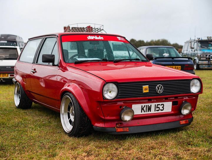 CarShowsUK's tweet photo. Mr @stardubs at #OhSoRetroShow
https://t.co/vGppdfZyb1
OhSoRetro Show - Sun 27th Sept 2020
📷: @mishibiro
#OhSoRetro #ClassicCar #ClassicCars #Retro #Retrocar #RetroCars #VintageCar #VintageCars #RaceCar #Cars #Carporn #CarsOfInstagram #mk2polo #vwpolo #clubpolo #polo #st… https://t.co/mWILfOoK4h
