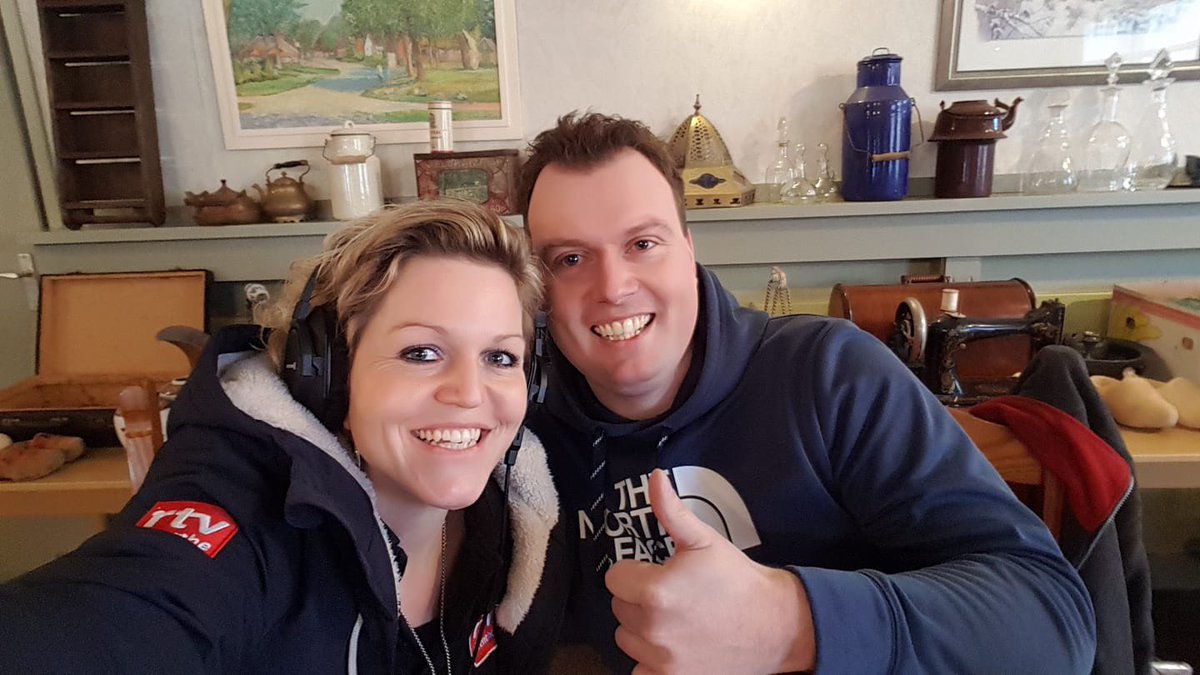Derkjanschepers's tweet image. Vandaag live op @RTVDrenthe geweest, leuk interview met Leonie over de boeldag in @Schoonloo volgende week! #leuk #paander