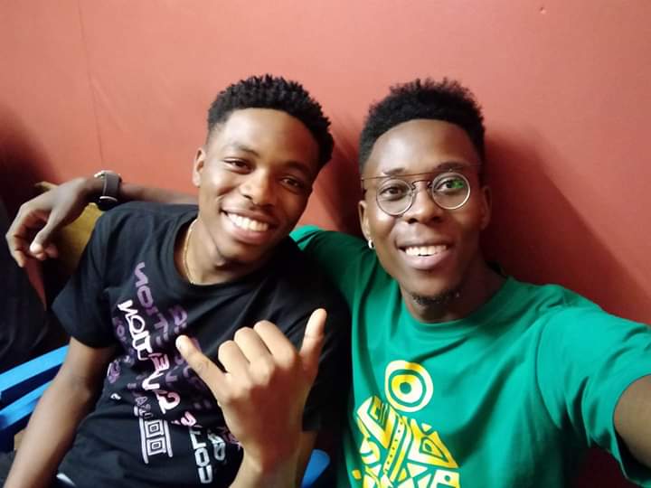 lOrdCarlOs_Off's tweet photo. 🇹🇬 Grosse double surprise Vendredi prochain 😊
Pour le moment Petit Pompier 🚨👨‍🚒  toujours disponible https://t.co/rbxRXPeyQd
Merci pour tous vos retours !😊
#Opatatahhhh
#LsaProd https://t.co/0aZAA8mAuM