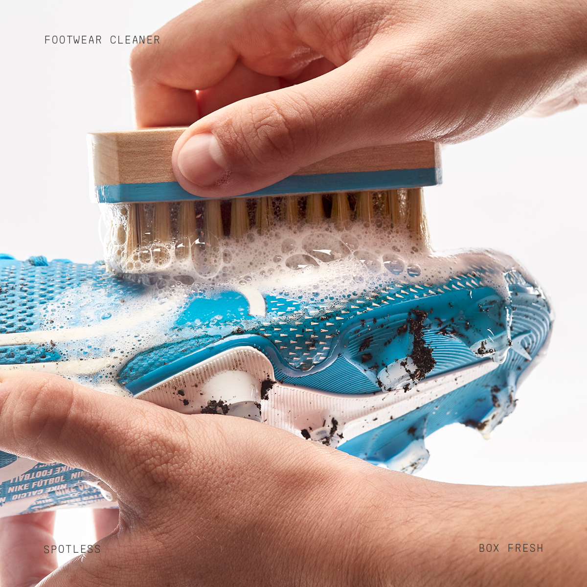 dfns_official's tweet photo. DFNS presents Footwear Cleaner, a water-based, non-toxic and 100% biodegradable gel that gets your kicks spotless when they’re anything but. Suede? Nubuck? Premium leather? No problem. #DEFENDyourkicks https://t.co/dh9FV5dk0a