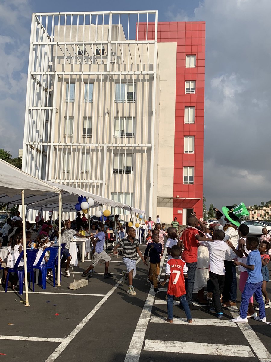 Fiesta de Navidad con los niños de la gran Familia #TotalGE : el relevo esta asegurado !! #Malabo, #GuineaEcuatorial.