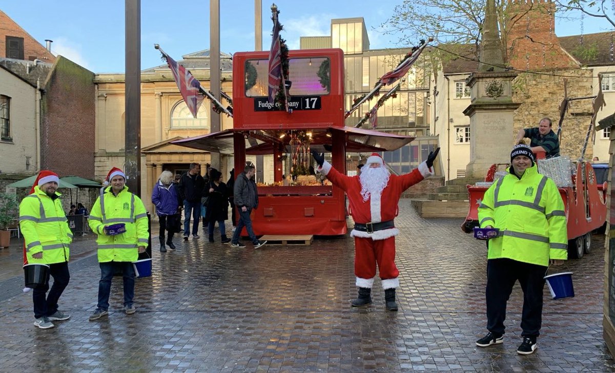 Oxford Round Table tweet media