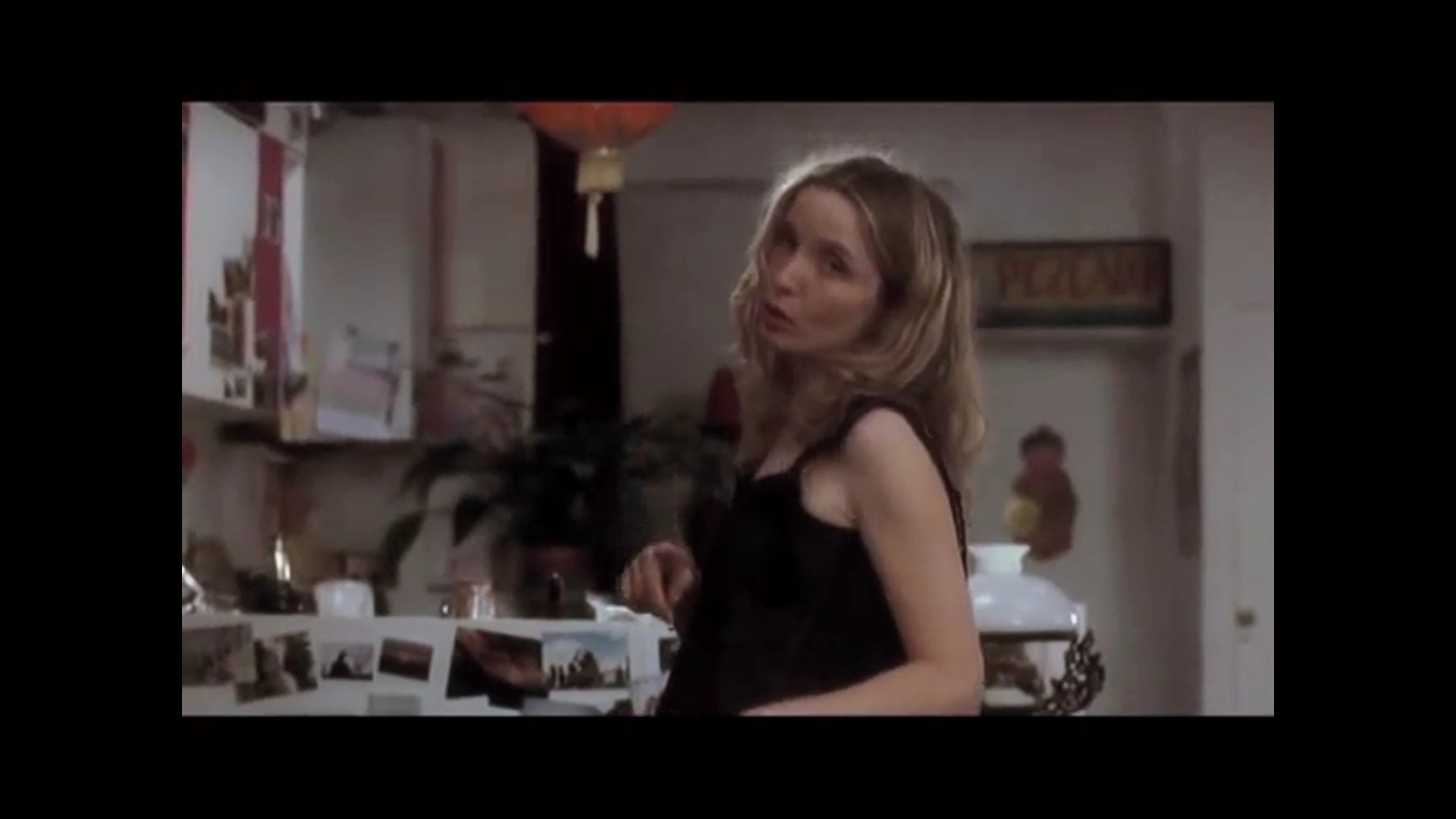 -Baby you are gonna miss that plane
=I know
Happy birthday Julie Delpy  