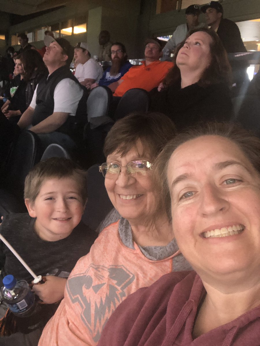 bone_katherine's tweet photo. #UILState #bafa going for 9! https://t.co/PeUqDBGZ1g