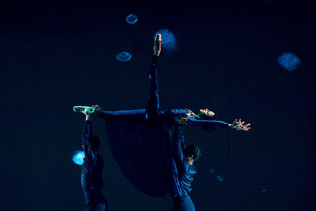 On stage: Swimming Pool and other chic spirits in Cocktail Hour: The Show at Old School Square <a href="/OldSchoolSquare/">Old School Square</a> <a href="/citydelraybeach/">City of Delray Beach</a> Tonight Tickets: sforce.co/2XNhd3h #florida #dance #entertainment #music #fun