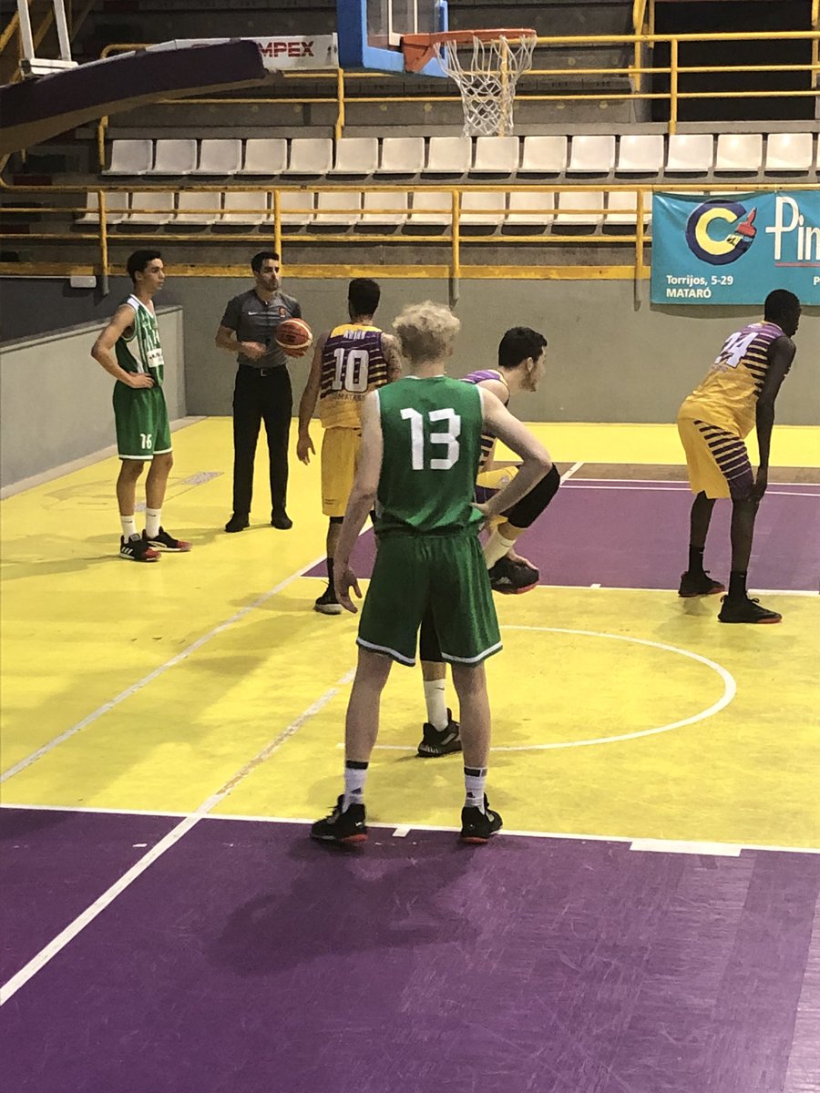 Checking Danish wing Gustav Knudsen (‘03) playing for Zaragoza B in Spanish 4th Division.
Excellent positional size, ability to guard multiple positions and outstanding feel at 6’8.