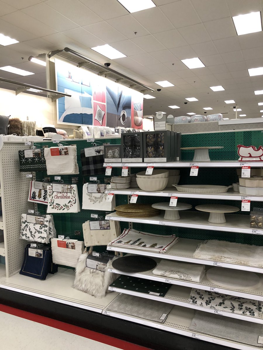 Deck the Table with Target Decor FALA LALA LA  LA LA LA LA #WinnerWinnerChristmasDinner #D117ReadyToSell  <a href="/heit_tim/">Tim Heit</a> <a href="/RicaDevas/">Erica DeVasier</a>