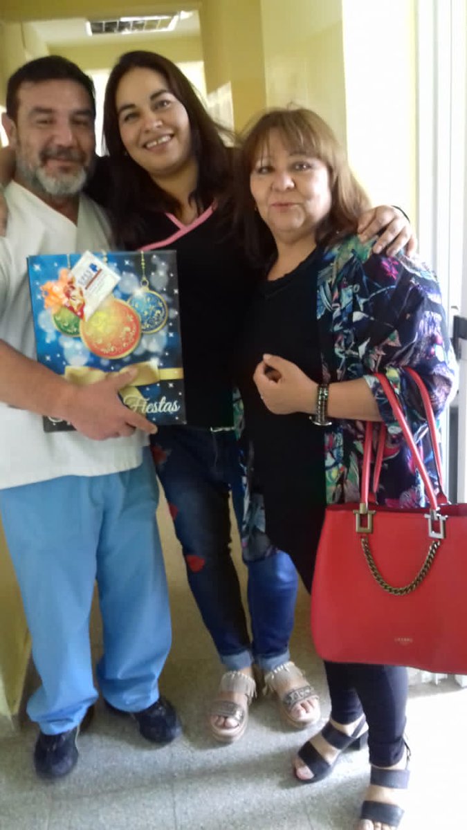 daniel_sipes's tweet photo. Entrega de presentes navideños a afiliados a Si.pes Mendoza https://t.co/BChp0gcaHU