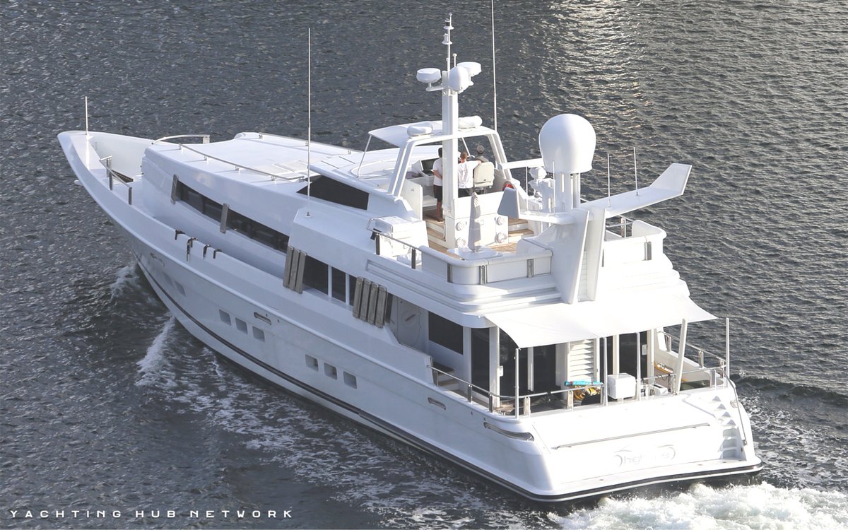 yachtinghub305's tweet photo. Video https://t.co/DXpkA5b5a6
Photo: The 102.03ft Custom Motor Yacht 'Highline' built by #Oceanfast in #Australia / Photo in Miami, FL
#Yachts #Boats #yachting #boating #boatshow #yacht #FortLauderdale #yachting #yachtphotography #superyachts #yachtinghubmiami #SaturdayMorning https://t.co/6W2bA7x5m9