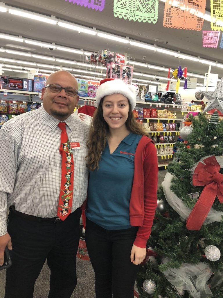 ralph_baez's tweet photo. Store Manager Raul with Emily at CVS 9115.  They are ready to go to help with all the last minute shopping! #❤️CVS #theteam #finalweekend @rezarph @Region63_CVS @MaureenCormier2 @RowenCVS https://t.co/itLBlT85C8