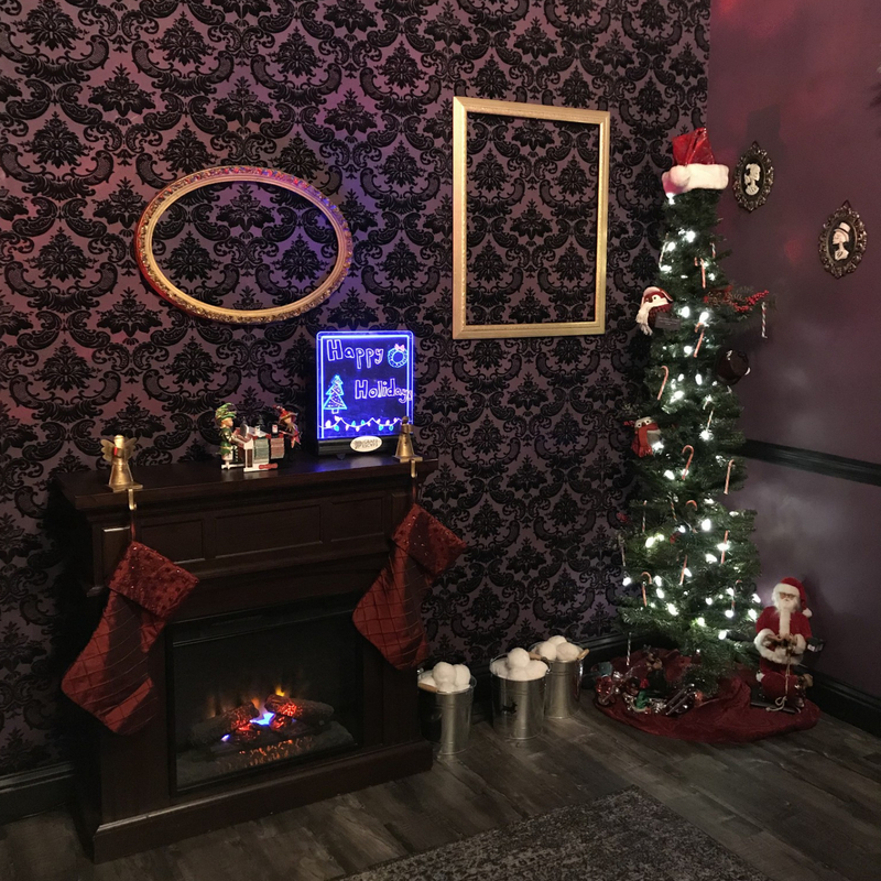 grapeescapenapa's tweet photo. Christmas is here at Grape Escape, but we are still open for the weekend, so book your room today! 🎄🎄🎄🎅 https://t.co/7Ftxppzr18