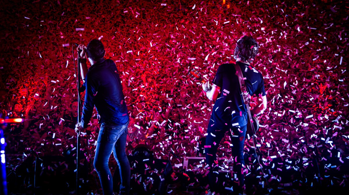 ianphotoboy's tweet photo. The fantastic penultimate show last night of #Shedcember2019 @shedseven @Ricktw1tter @DigifishTV @TomGladwin2 @badstonejoe @AlanShed @philqua @LeonBanks @kylehogg22 @O2VicWarehouse Bring on the grand finale tonight https://t.co/vTBgcmVAW8