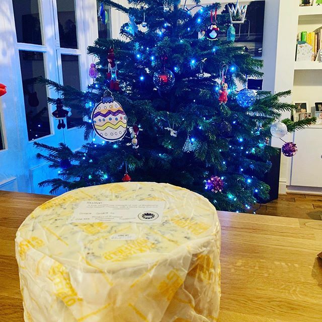 That’s the Christmas Cheese sorted then...Can’t wait for that!
🎄
🧀
🎄
#Christmas #christmastime #christmastree #christmasdecor #cheese #Ealing #traditions #westlondon #notsohealthy #festiveseason ift.tt/2SbBqPz