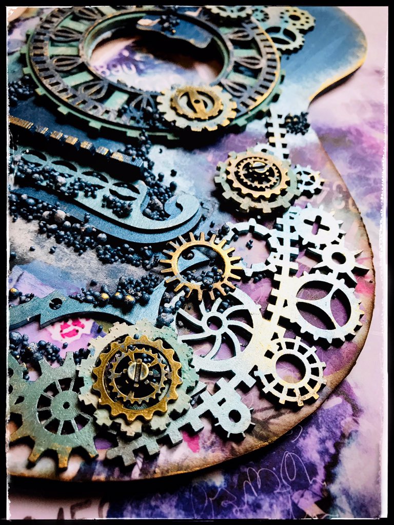 iamHobbilicious's tweet photo. Our next ‘Go Big’ kits will be available 28/12... what are they? Here’s some samples for inspiration - Visit us on Facebook for more details, But if you love mixed media kits these are fab &amp; only at https://t.co/ch5YUrbpii #craftkit #mixedmedia #CreateWithLove #makeart #craft https://t.co/ydu9OpLu9Y