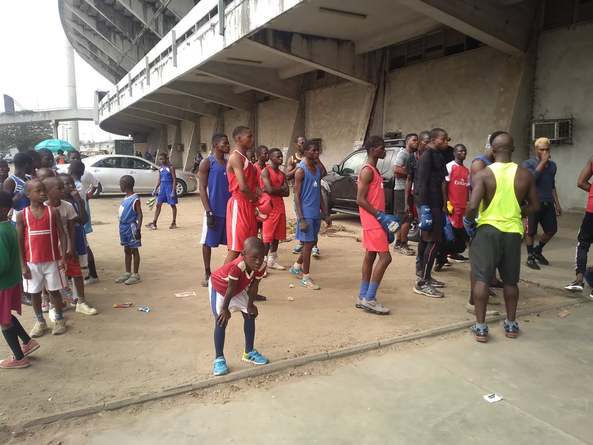 Fightgistmedia's tweet photo. Boxers from different weight category,storm @1bangfitness amateur boxing trial, earlier today For trials to select boxers to be sponsored and managed by onebang fitness.@natiinal sadium,lagos
#retweet #boxing #onebang #iwobi #faruqvsshoprite #Jesus #celebration #SaturdayThoughts https://t.co/agOzFoCHKH