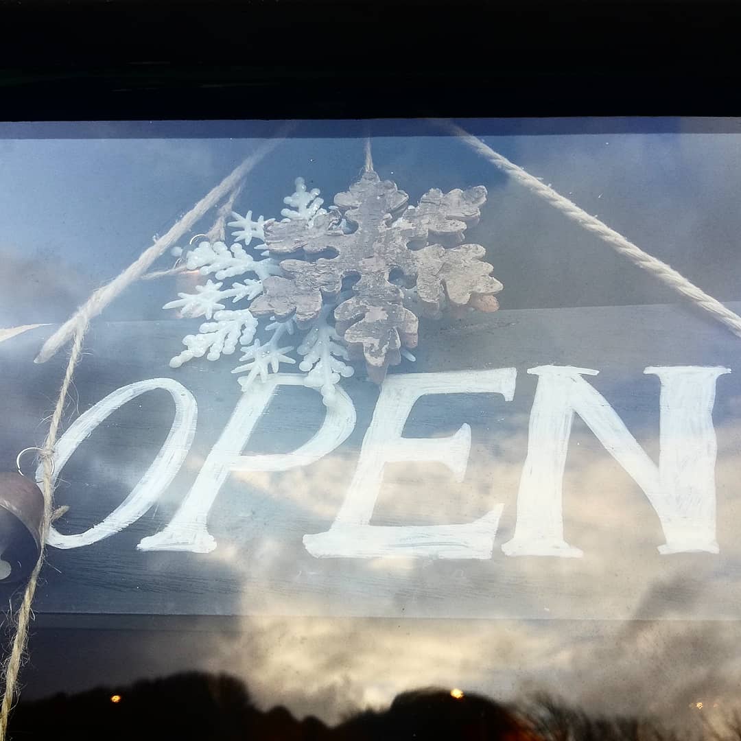 BridgeCottageB's tweet photo. Our holiday opening times are only slightly different than usual.

Booking is highly recommended for lunch and essential for dinner -
call 01947 893 438 https://t.co/izIgFBY6lB